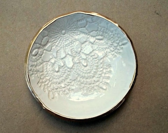 Ceramic OFF WHITE Lace Ring Bowl edged in gold