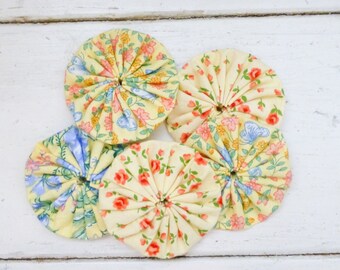 Quilting yo-yos, yo yo quilt, yoyos for sale, sewing yo-yos, yellow fabric yo yos, handmade, cotton fabric, sewing notions