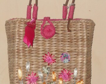 Handbag to pick colors!