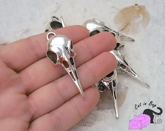 2 Pendants with raven skull - antique silver tone - SP86-188
