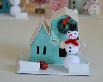 Vintage-Stil Putz Haus / gesponnen Baumwolle Ornament / Weihnachtsschmuck / Retro-Stil / Winter-Dorf