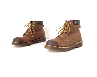 women's size 8 DOC MARTENS brown 90s GRUNGE nirvana combat style rugged boots