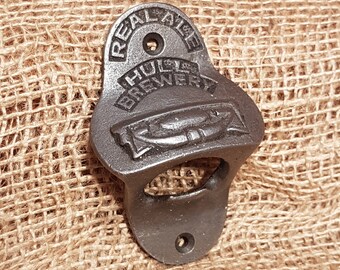 Real Ale - Hull Brewery - Vintage cast iron Bottle Opener