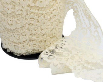 2 Yards Cream Vintage Lace - 2 1/2 inch wide (ACL11)