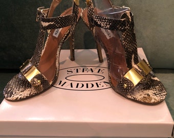 Steve Madden T-Straps heels