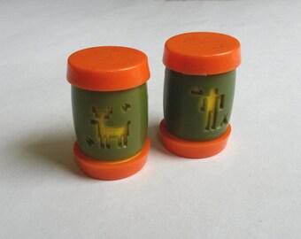 Vintage salt and pepper shakers, St. Labre Indian School salt and pepper shakers, retro pepper shakers, travel salt pepper