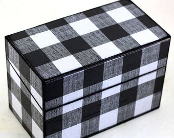Wood Recipe Box Black and White Plaid Fits 4x6 Cards