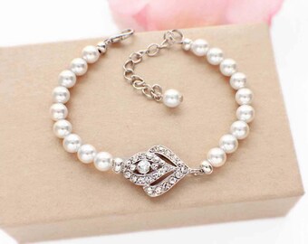 Art Deco wedding bracelet, pearl rhinestone bridesmaid bracelet, rhinestone bridal bracelet, vintage style, wedding pearl bracelet