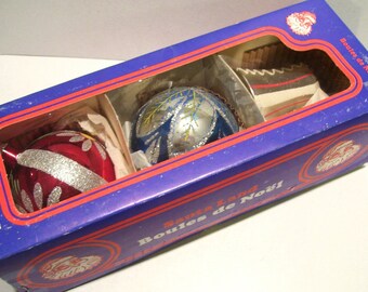 Vintage Christmas Tree Ornaments Large Santa Land 2 Balls Bell Made in Poland