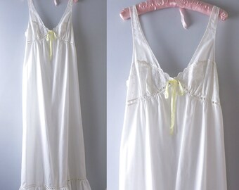 White Cotton Nightgown | 1970s White Cotton Eyelet Summer Nightgown S/M