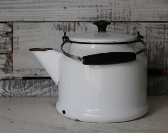Enamel Tea Kettle, Large White Enamelware Teapot, Antique Enamel Kettle, Vintage Teapot, Farmhouse Kitchen Decor, Antique Home Decor, Teapot