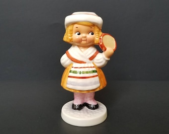 Dolly Dingle In Italy - Dolly Dingle Goebel - Goebel Figurine - Dolly Dingle Series