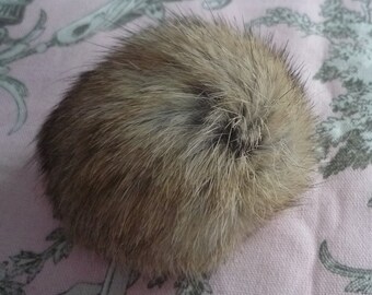 Tassel beige angora fur - 6 cm diameter