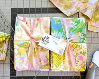 Vintage Sheet Bundles / Fat Quarters / Assorted / Pack of 10 / Quilting Fabrics