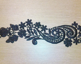 1 Scrapbooking Venice Guipure lace applied