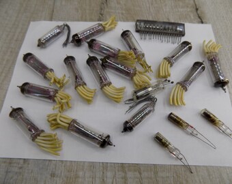 Lot of 20 oktal vacuum tubes Radio lamps Steampunk projects Vacuum tubes radio valves TV lamps Small Glass lamps crafts ideas Old lamp parts