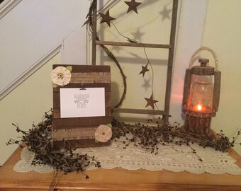 Oak or pine picture frame