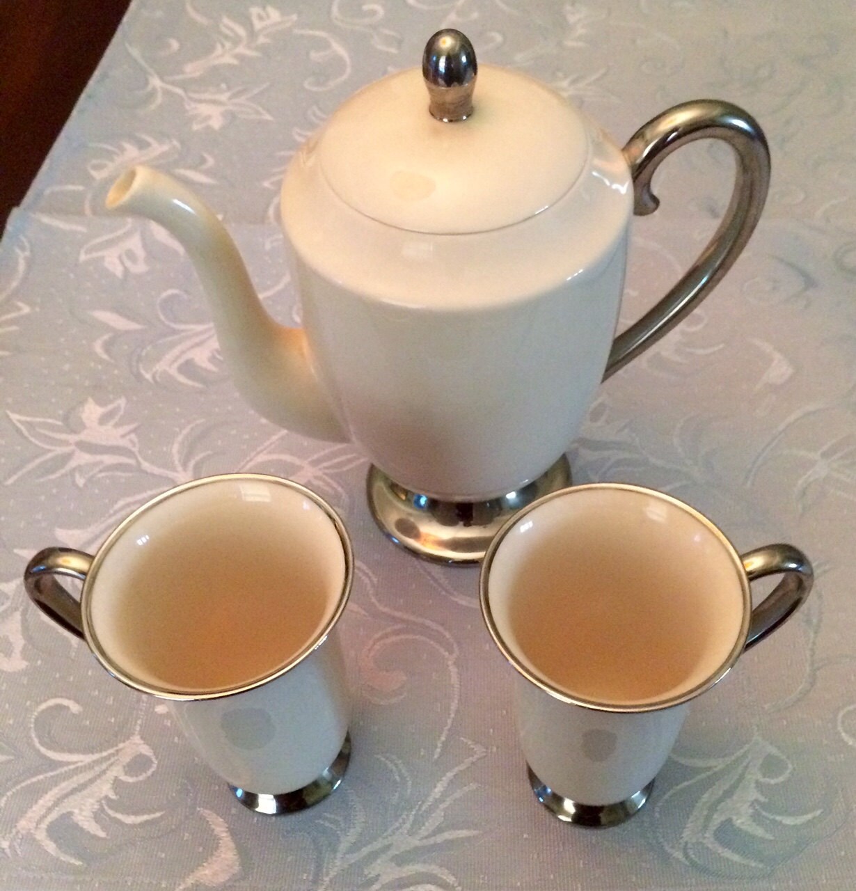 Flintridge Teapot Set / Porcelain Coffee Pot & Matching Cups