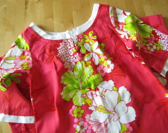 Vintage Hawaiian Muu Muu by Reef