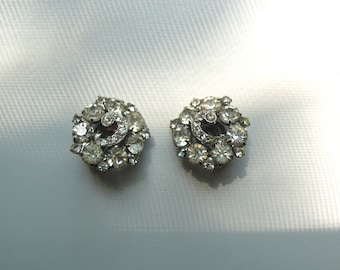 Vintage Weiss Clear Rhinestone Cluster Earrings | clip on