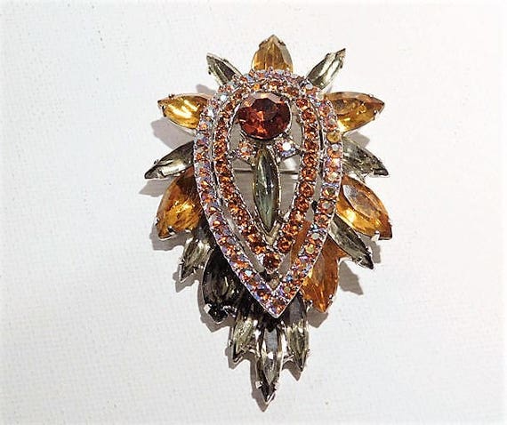 Juliana Rhinestone Brooch / Verified D & E