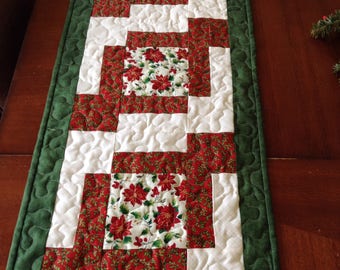 Quilted Christmas table runner