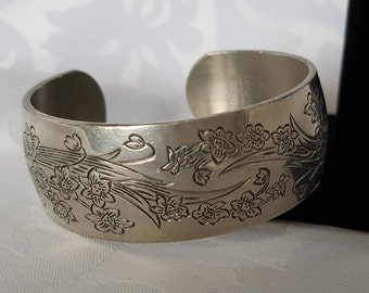 Kirk Pewter Narcissus Bracelet, Kirk Pewter Narcissus Cuff Bracelet, Cuff Bracelet, Floral Bracelet, Bracelet