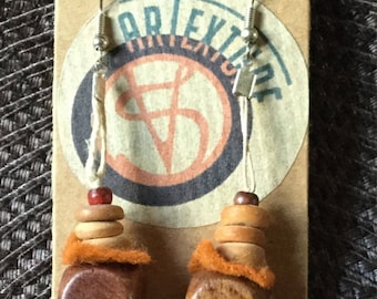 Earrings Brown square beads
