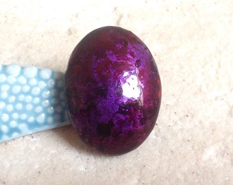 Iridescent purple red 40mmX30mm cabochon / /cabochon hand painted oval glass magnifying glass / glass oval pendant