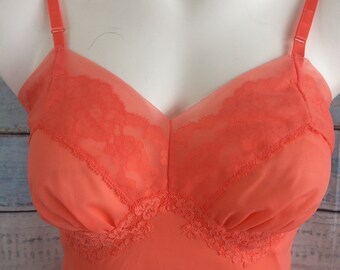 VANITY FAIR Full Slip Lingerie / Tricot Nylon Coral Pink Lace / 60s Vintage Small XS Sz 32