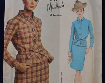Vogue Couturier Sewing Pattern for a Woman's Suit in Size 18 - Vogue 1763
