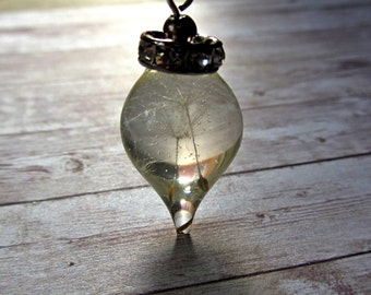 Dandelion Necklace, Wish Necklace with Dandelion seeds in Resin drop Pendant Necklace Dandelion Resin Wish charm necklace Dandelion crystal