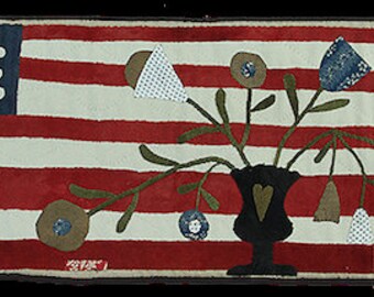 Pattern: It's a Grand Olde Flag wool appliqué runner by Maggie Bonanomi