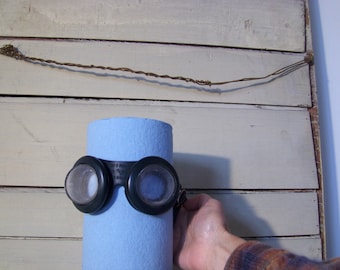 Vintage 1960's protective goggles. "Cover's nod and shake". Steampunk?