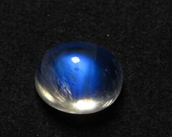 Rainbow Moonstone - AAAA - High Quality Nice Clean - Oval shape Cabochon So Gorgeous Blue Fire Clear - size 10.3x12.5 mm Height 8 mm
