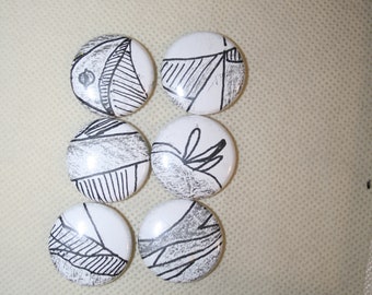 Set of 6 black and white 1 Inch pins