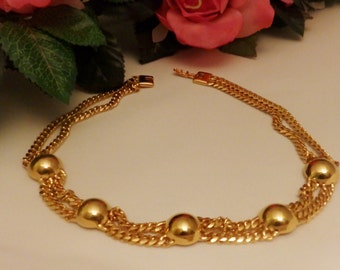 Vintage Gold Tone Monet Necklace