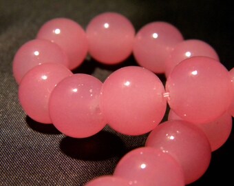 8 glass 12 mm beads - smooth and glossy - pink jade way - 12 mm - 5 K89 glass bead