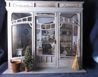 Dollhouse miniature roombox kit 1/12 one scale in Art Deco, Art nouveau.