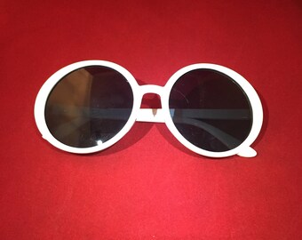 Oversized 80s White Plastic Sunglasses