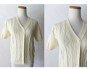 Cream Cardigan Sweater 70s 1970s Short Sleeve Shrug Acrylic Knit V-neck Size Small Boho Bohemian Hippie