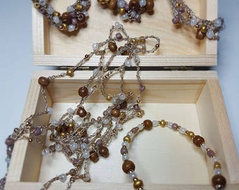 Crochet necklace in bright yarn and beads