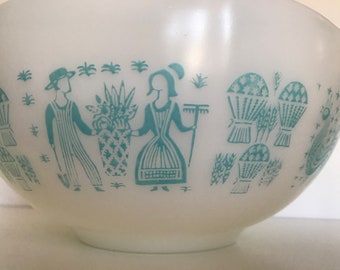 Vintage Pyrex Amish Butterprint 443 2 1/2 qt Cinderella