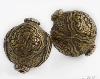 Handmade vintage Tibetan heavy brass repoussé bead 24x22mm. 1 pc. b18-0348(e)