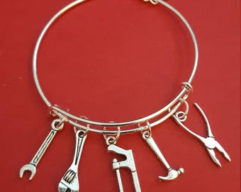 Silver Tool Themed Charm Bracelet (Handywoman)