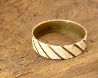Vintage Brass / Мother of pearl Bangle Bracelet