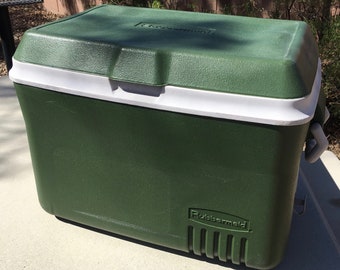Vintage Rubbermaid Cooler-Army green & White