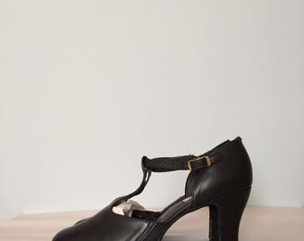 BRIDGET T-strap black leather mary janes | T-bar antiqued heels mary janes | 8