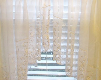 Vintage White Embroidered Lace Swag - Sheer White Lace Curtain - Made In Turkey