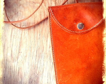FOLD /// Leather Shoulder Pouch